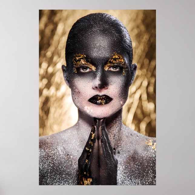 Golden Black Woman Body Paint Fashion Art Poster (Framsidan)