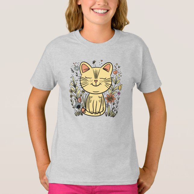 Golden Cat | Elegant Cat Art T-Shirt (Framsida)