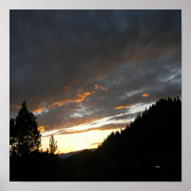Golden Cloudy Sunset.... Poster (Framsidan)