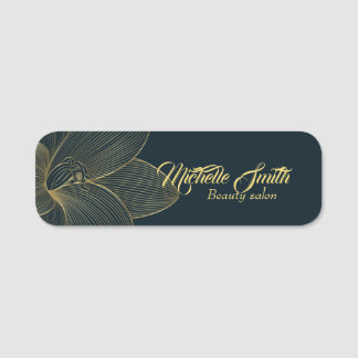Golden Details Esthetician Elegant Script Business Namnbricka
