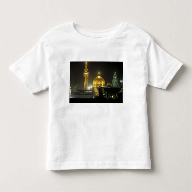 Golden dome of the Imam Reza Shrine Complex på T Shirt (Framsida)