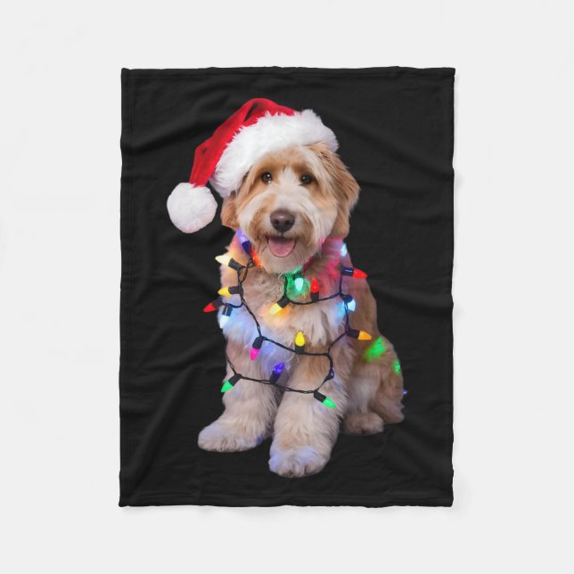 Golden Doodle i Santa Hat som vällde upp i jul Fleecefilt (Framsidan)