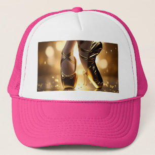 Golden Elegance: Ballerina Shoes på Guld Bokeh Keps