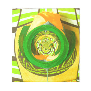 Golden Elegance: Snygg afrikansk Gul ros Art Anteckningsblock