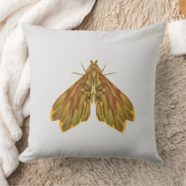 Golden Forest Moth – Surreal Nature Form Kudde