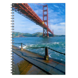 Golden Gate-bron och San Francisco Bay Anteckningsbok Med Spiral