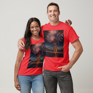 Golden Grind Bridge Fireworks Independence day, T Shirt