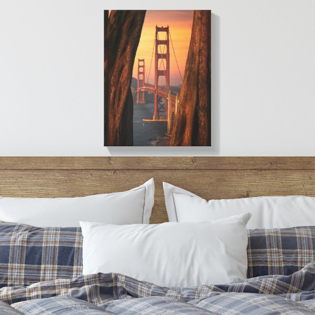 Golden Grind Bridge-foto mellan två Träd Canvastryck (Insitu (sovrum))