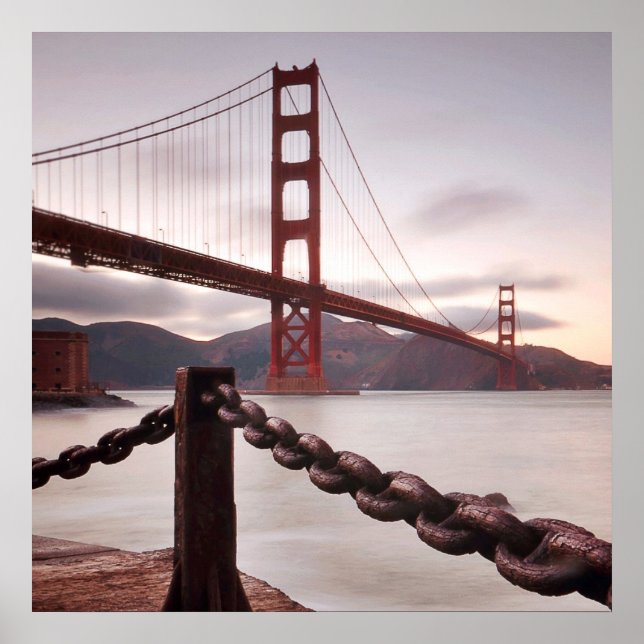 Golden Grind Bridge mot berg Poster (Framsidan)