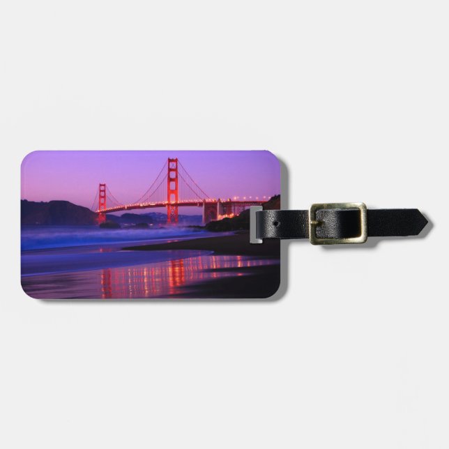 Golden Grind Bridge på Baker Beach vid sundown Bagagebricka (Horisontell Framsida)