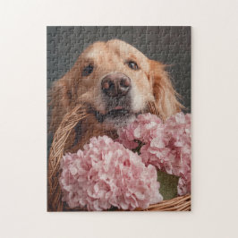 Golden-hämtare med basket av rosa vattenvägar pussel