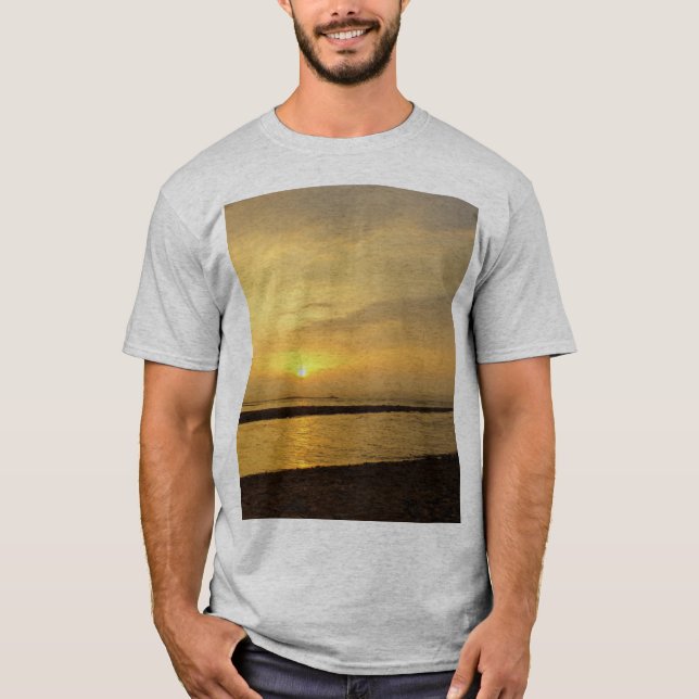 Golden Hour Bliss T Shirt (Framsida)