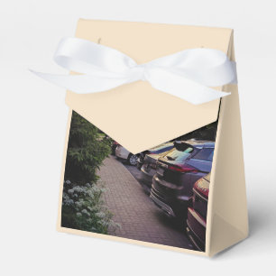 Golden Hour Cityscape Favor Box – Anpassningsbar Presentaskar