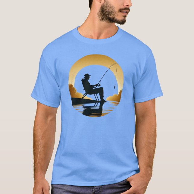 Golden Hour Fishing - Serene Sjö Scene T Shirt (Framsida)