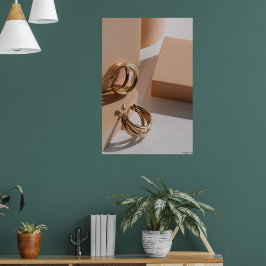 Golden Hour Hoops: Minimalistisk mode & skulptur Poster
