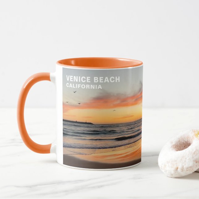 Golden Hour Sunset - Venedig Beach, CA Mugg (Med munk)