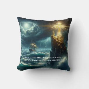 Golden Kor Guiding a Frakt on a Stormy Sea Kudde