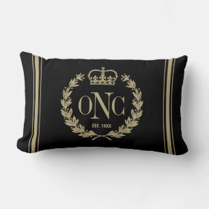 Golden Laurel Wand Monogrammed Logotyp Pillow Lumbarkudde