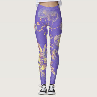 Golden Leafy Foliage on Lila Background Leggings