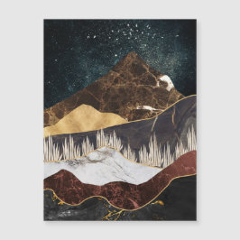 Golden Marble Mountain under Starry Himmel