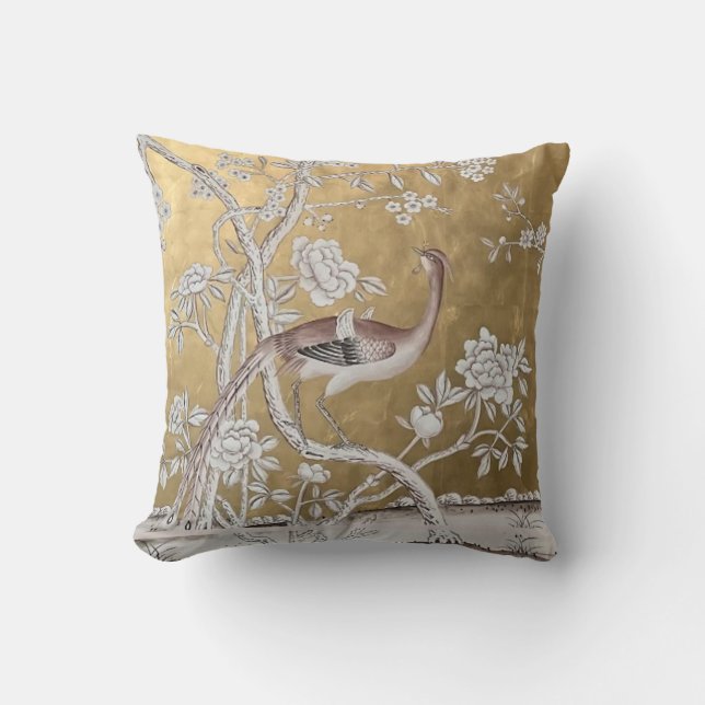 Golden Oriental Tea Garden with Subtle Peacock Kudde (Framsida)