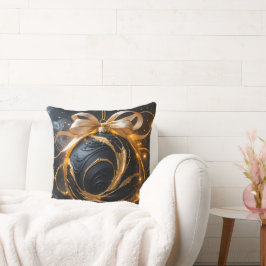 Golden Ornament Glamour Throw Pillow Kudde