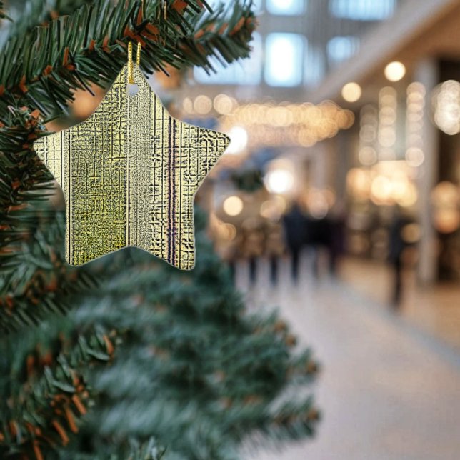 Golden Panes Julgransprydnad Keramik (This star-shaped ceramic ornament, illuminates, in gilded gold patterns!)