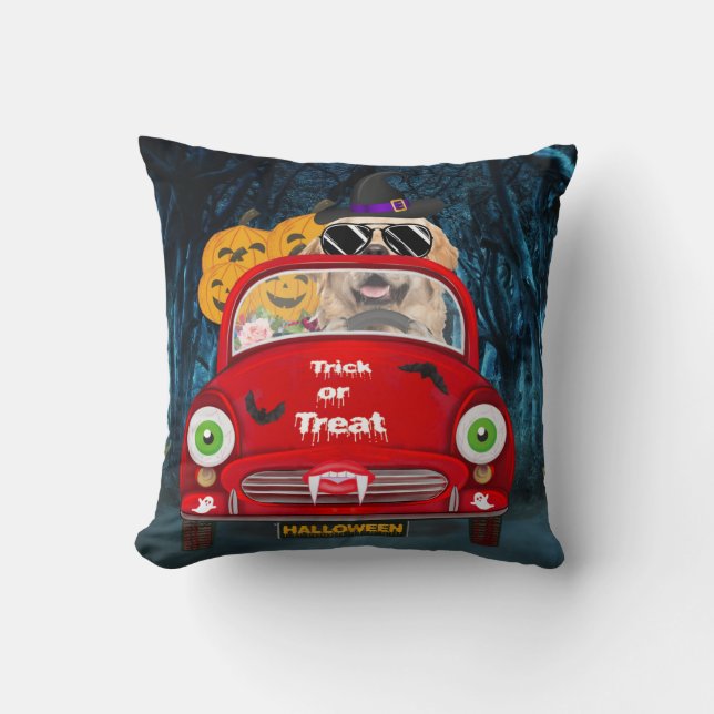 Golden Retriever Hund Driving Car Scary Halloween Kudde (Framsida)