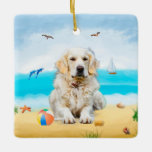 Golden Retriever Hund på Beach Julgransprydnad Keramik<br><div class="desc">Cute hund på stranden är en perfekt presentidé för någon som kärlek i hund aveln.</div>