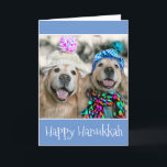 Golden Retriever Hundar i Winter Hats Hanukah Helgkort<br><div class="desc">Det här är säsongen som ska bli guldårstid! Hanukkah-kortet innehåller ett foto av två guldkopierande hundar utanför snö. Båda har färglösa hattar och man har till och med en halsduk också! Inuti texten står det: "Wishing You Light and Peace. Lycklig Hanukkah!" men detta kan ändras eller tas bort till kostym...</div>