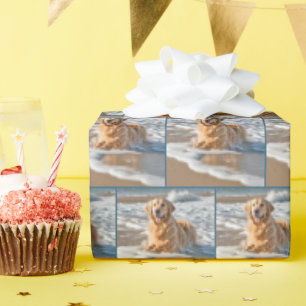 Golden Retriever in Beach Wave Presentpapper
