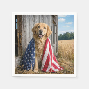 Golden Retriever insvept i en amerikansk flagga Pappersservett