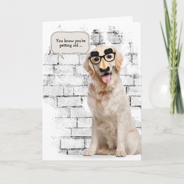 Golden Retriever med lustig maskfödelsedag Kort (Framsida)