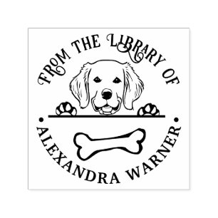 Golden Retriever som spanar på ben Biblioteksbokna Självfärgande Stämpel