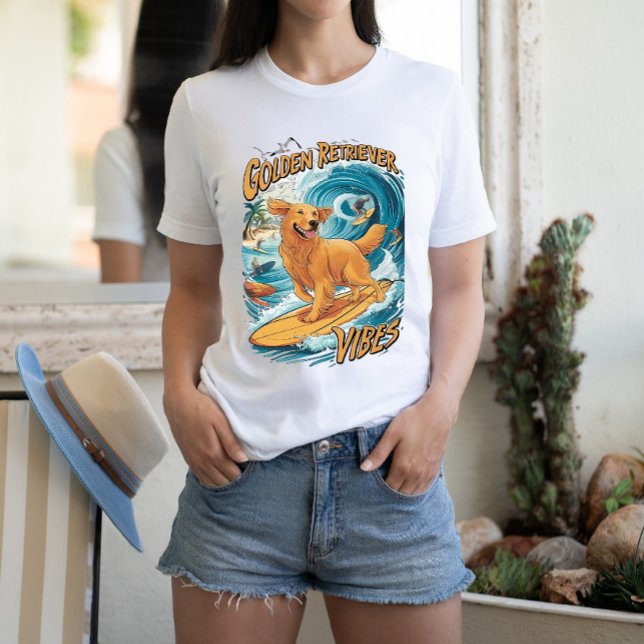 Golden Retriever Surfing Paradise T Shirt (Skapare uppladdad)