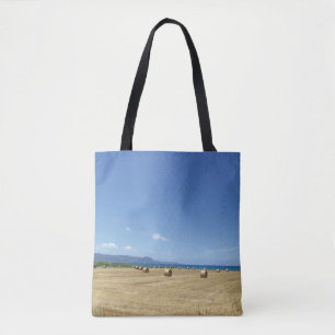 Golden Rolls of Hay and Deep Blue Sea Design Tygkasse