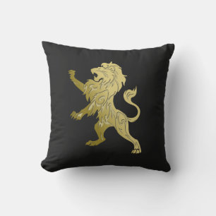 Golden Royal Lejont på Black Kudde