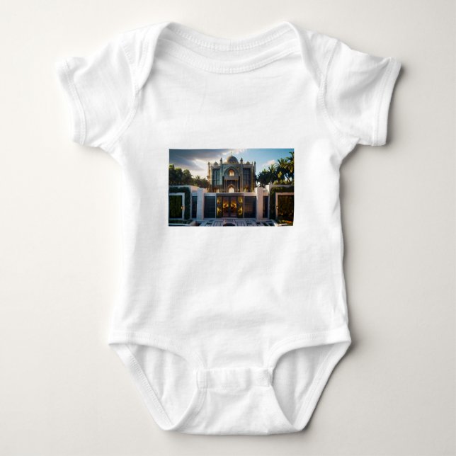 Golden Royal Palace" - AI-genererad Islamic-Inspir T Shirt (Framsida)