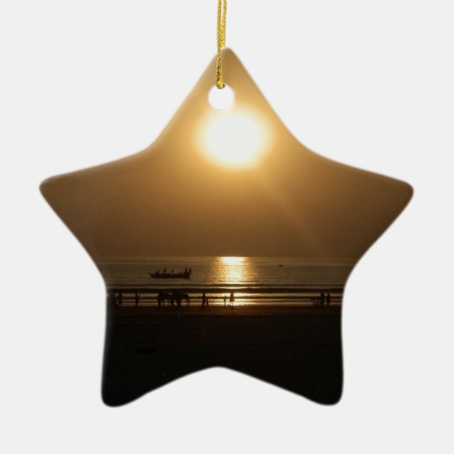 Golden Summer Sunset Reflection on the Beach Julgransprydnad Keramik (Framsidan)