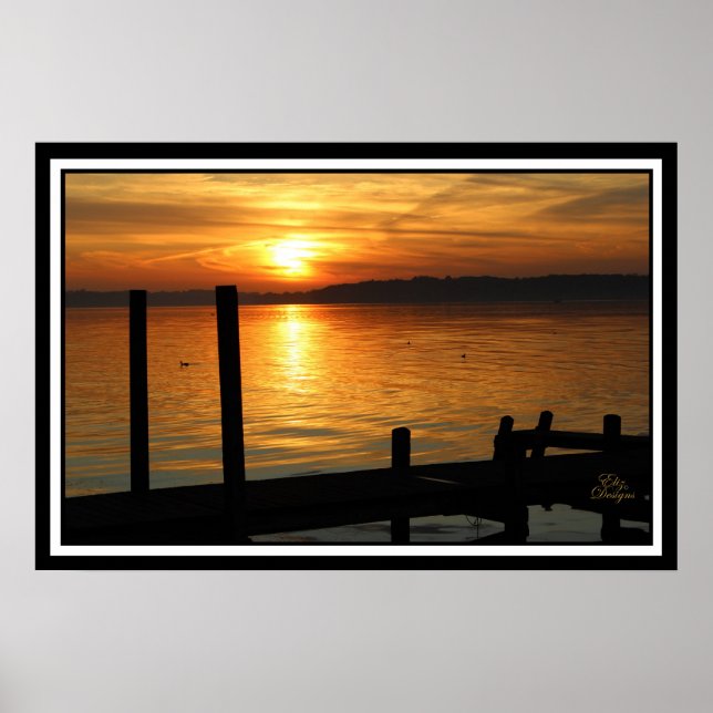 Golden Sunrise på Sjö Poster (Framsidan)