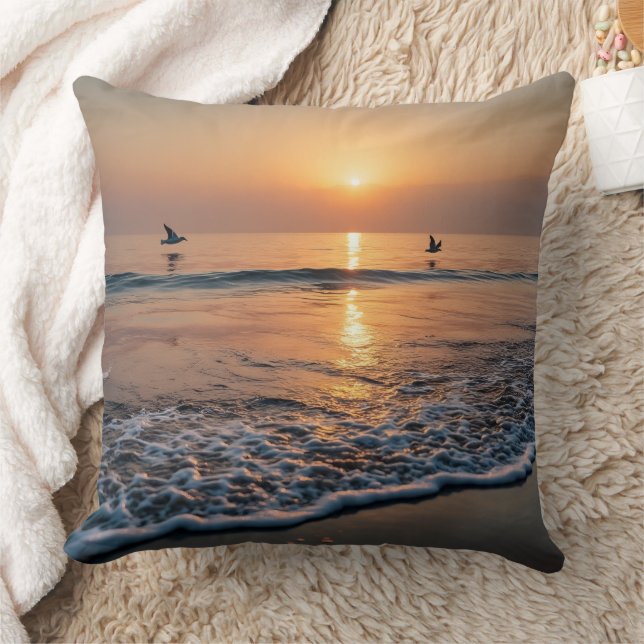 Golden Sunset Ocean Waves with Birds Kudde (Filt)