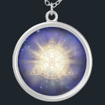 *~* Golden Totem - Helig Geometry Light Rays Silverpläterat Halsband<br><div class="desc">JEWELRY WITH INTENTION (R) - Energetical Enhanced Jewelry. Helig Geometristriangel Mandala och tredje Öga plus ljus- och energistrålar. Som professionell som avstånd andlig energiåterförsäljare sedan 2001 har jag lärt mig, utvecklat och utnyttjat kraften i energisparandet. All min JEWELRY WITH INTENTION (R) bär på läkenergin från positiva manifestationer. JEWELRY är redot...</div>