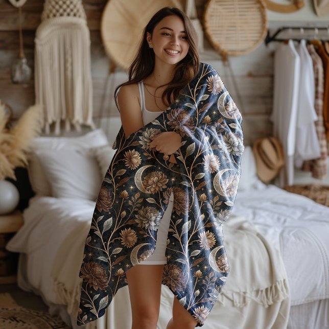 Golden Twilight Blommigt Moonlit Peonies Fleecefilt (Skapare uppladdad)