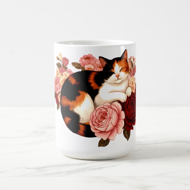Golden Whiskers: Calico Cat in Rose Reverie Kaffemugg (Center)