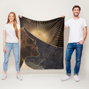 Golden Woman Illusion med Sol och Marble Struktur Fleecefilt