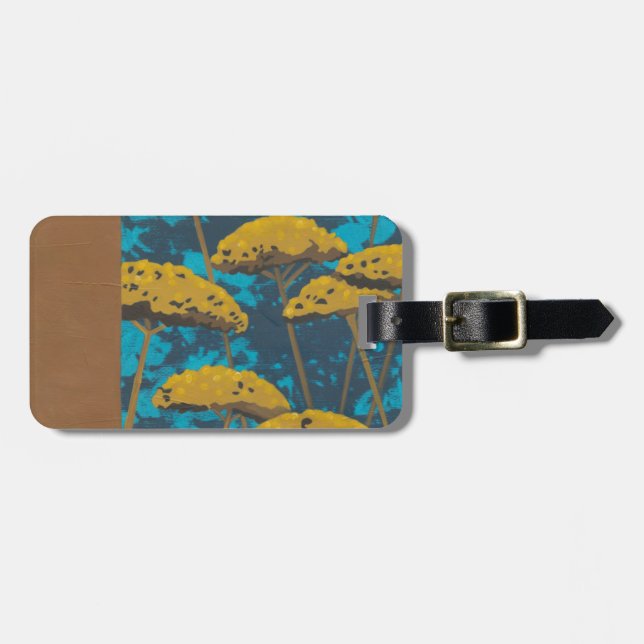 Golden Yarrow Garden med blå bakgrund Bagagebricka (Horisontell Framsida)