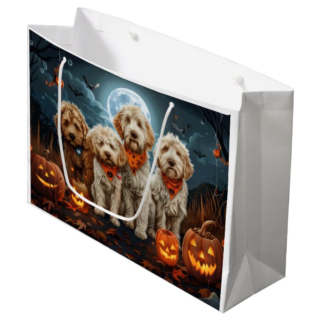 Goldendoodle Halloween Spooky (Framsidan Vinklad)