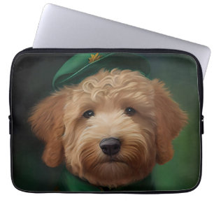 Goldendoodle Hund i St. Patrick Dress Laptop Fodral