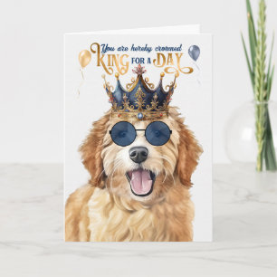 Goldendoodle Hund Kung för en daglig födelsedag Kort