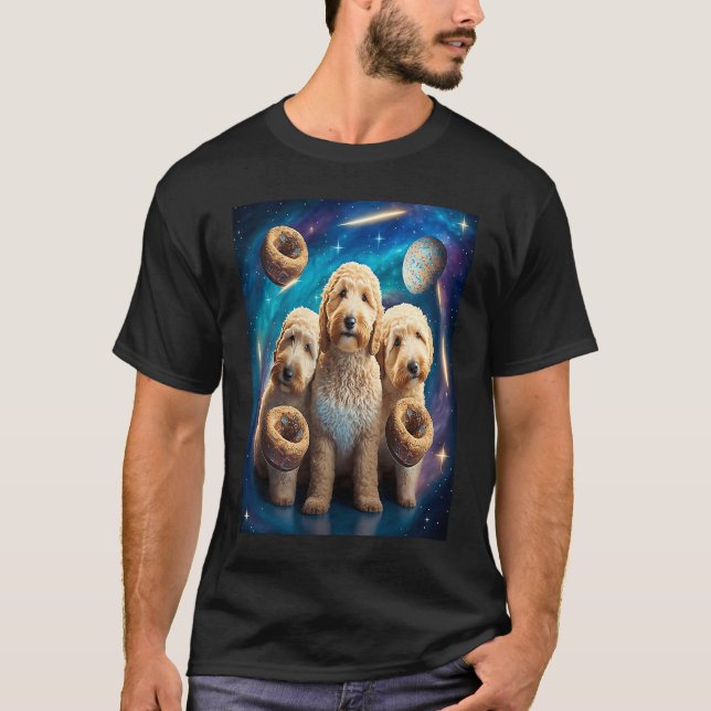 Goldendoodle in space with Donuts Cute Doodle Boys T Shirt (Framsida)